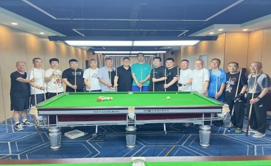 7.瓦力游戏南山台球社群组织交谊匹敌赛_副本.jpg