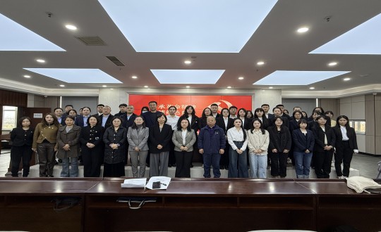 2024年10月18日，集团党委结合长发担保党支部参与了由向阳区党群服务中心发展的“传承革命心灵 赓续红色血脉”公益党课_副本.jpg